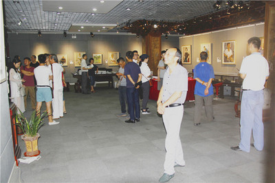 陕西省油画艺术研究会暑期写生交流展在西安开幕